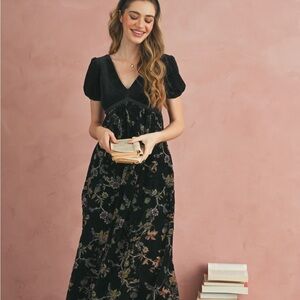 In Loom special occasion holiday Christmas formal black velvet dress L new NWT